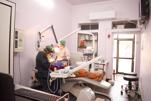 AMD Dental Clinic - Best Dental Clinic in Jaipur