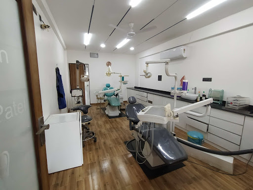 OM DENTAL CLINIC, IMPLANT LASER & ORAL CANCER CHECKUP CENTRE