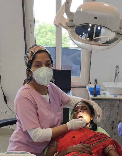 Signature Smiles Dental Clinic