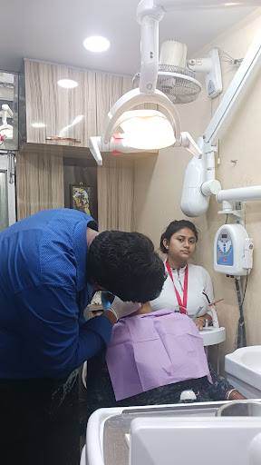 Dr. PRATIK CHAKRABORTY - Dentist in Shyamnagar