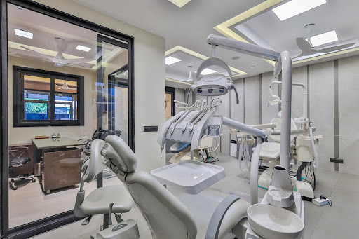 Happy Teeth Dental Clinic and implant center - Best Dental Clinic & Implant centre in Ludhiana Punjab India