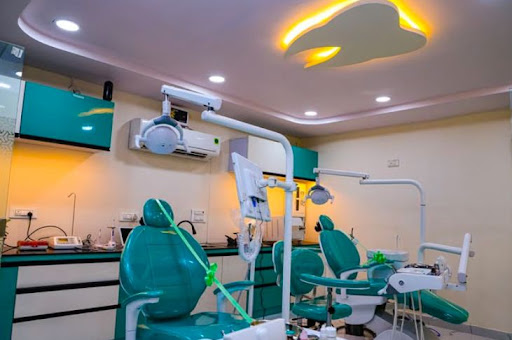Crown Dental Clinic Rajahmundry