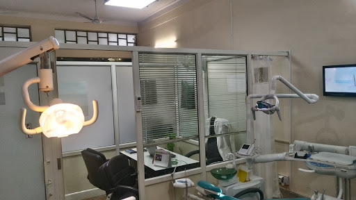 Malik Dental Clinic & Orthodontics Centre Best Dental Clinic/Orthodontist/NABH Accredited/Oral Surgeon/ Cosmetic Dentistry