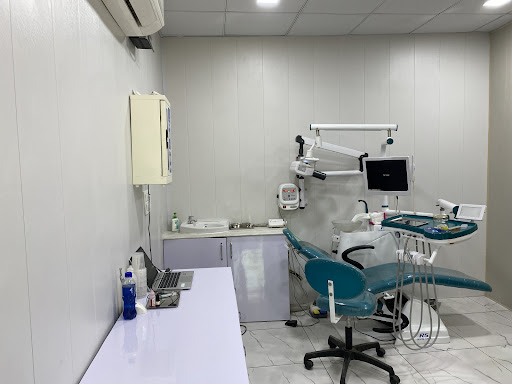 Aarti Dental clinic