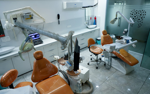 Niramaya Multispeciality Dental Hospital, Ujjain