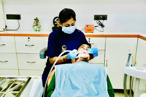 Divine Dental Clinic & Implant Centre