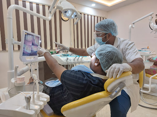 Dr Mugilan's Dental Clinic and Implant center