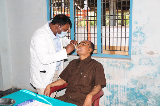 Sree Dental Clinic (EHS CLINIC) GAYATHRI ESTATE KURNOOL