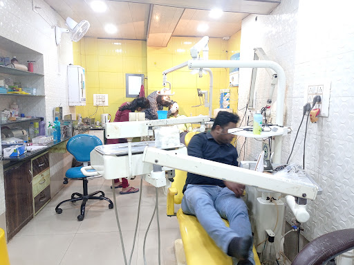 National Dental Clinic DR A DUTTA, DR A BANERJEE