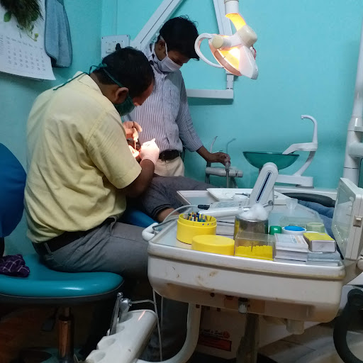 Nandani Dental Clinic Dr Vijay Kumar (BDS,MDS), Dr Madhu Kumari (BDS)