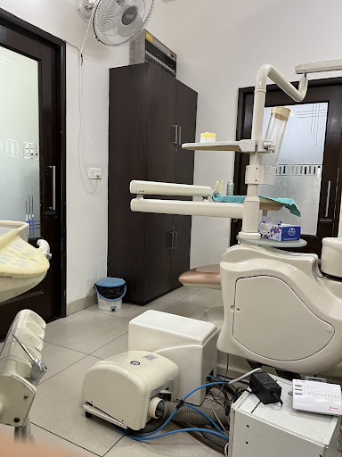 Dr Chugh Dental Clinic & Orthodontic