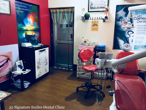 32Signature Smilez Multispecialty Dental clinic & Implant Centre