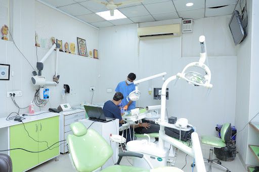 Dr. Nikhil's Dental Clinic and Implant Centre