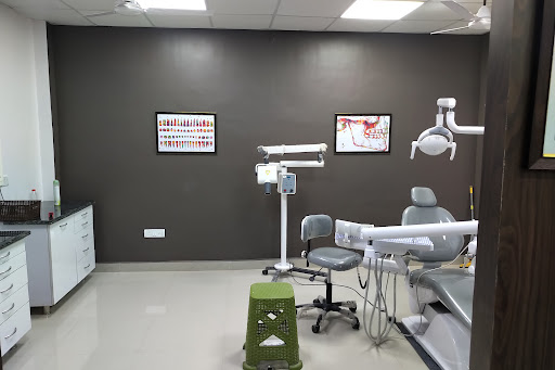Hamidi Dental - Orthodontic and Implant Center