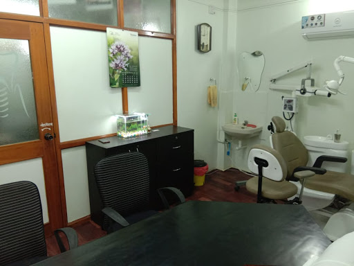 Dhumal Multispeciality Dental Care & Implant Centre | Periodontist in Latur