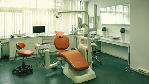 Partha Dental Clinic - Jayanagar, Bangalore | Invisalign Provider | Braces, Root Canal & Dental Implants