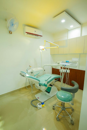 Dr. Mahesh Karumuthil Speciality Dental Clinic and RVG Centre Malappuram