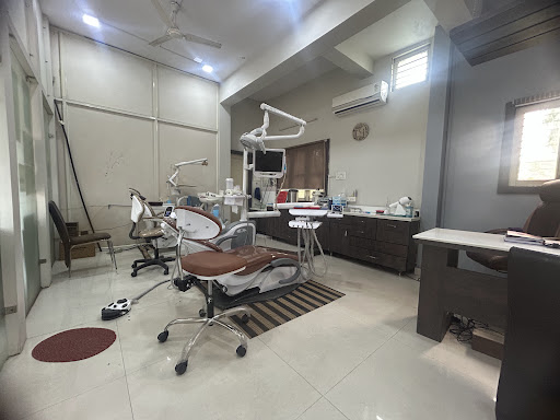 Ur Dentist : Dr Baghel’s Dental Care Center