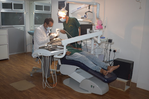 32 pearls dental clinic