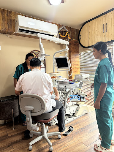 Mayur Dental Clinic - Best Dental Clinic | Best Braces Treatment | Best Dental Implant | Best Orthodontist in Siliguri