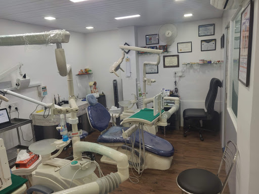 SmileKraft Dental Clinic & Implant Centre