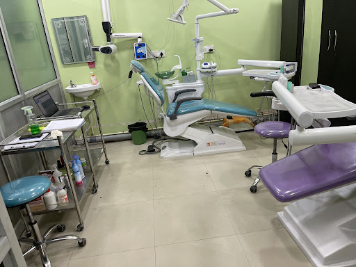 Peoples Dental Clinic - dentist greater noida, RCT, Wisdom Tooth Extraction, Braces