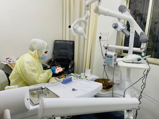 Al Madina Dental Clinic - Bareilly