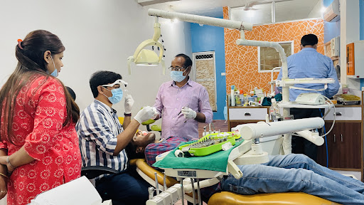 Dr Narendra's Advance Dental Clinic & Implant Centre