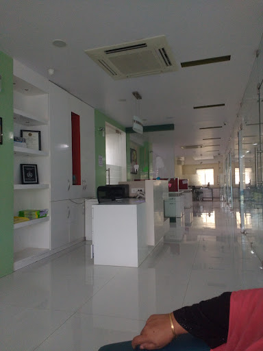 US Dental Clinic - Dental Implants Hospital in Ahmedabad