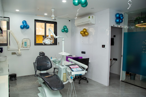 Just smile family dental clinic and implant centre