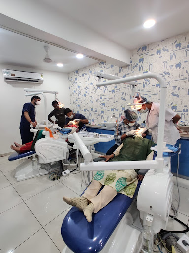 Vraj Group of Dental Clinics Raopura