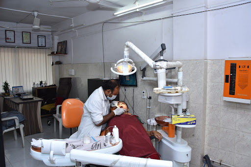 Chauhan Dental & Homoeopathic Clinic - A super specialist clinic. MDS oral surgery