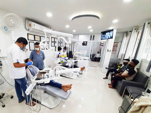 Dr Sumit Jain (MDS) Smile N Braces Dr Sumit Jain (MDS) Smile N Braces