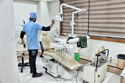 RAVI DENTAL CLINIC AND IMPLANT CENTRE