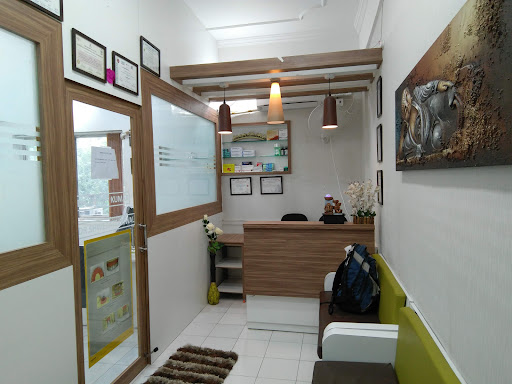 Global Dental Clinic & Implant Centre