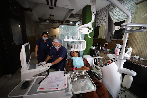Singh Dental Clinic and Implant center - Dental Clinic in Ramnagar