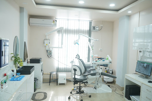 Roots multi-speciality dental care