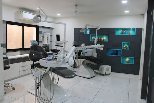 Shraddha Dental Clinic & Implant Centre