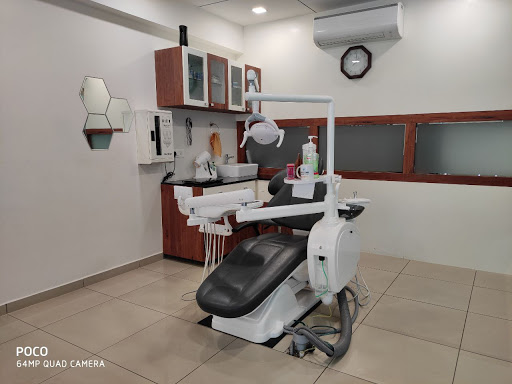 Dr Sindha Dental Clinic - Dentist Bharuch
