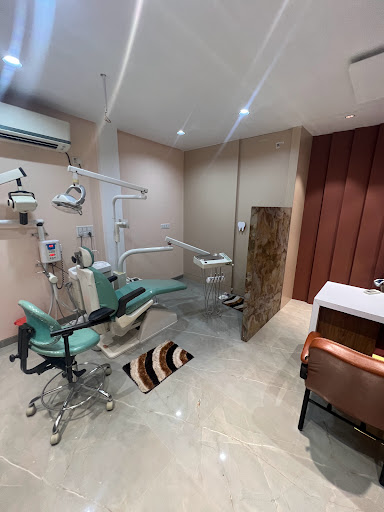  -Best Dental Implant Clinic |Best RCT Specialist in Bharuch