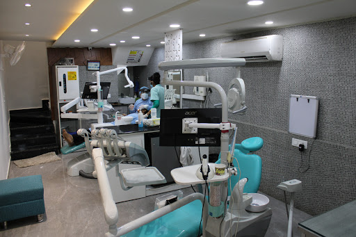 Perfect 32 Dental Clinic - Best Painless Dental Implants Surgery | Dentist for Fixed Teeth | Laser Teeth Whitening in Ambala