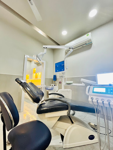 Navjeevan Clinic & Dental Implant Centre - Best Dentist In Sonipat