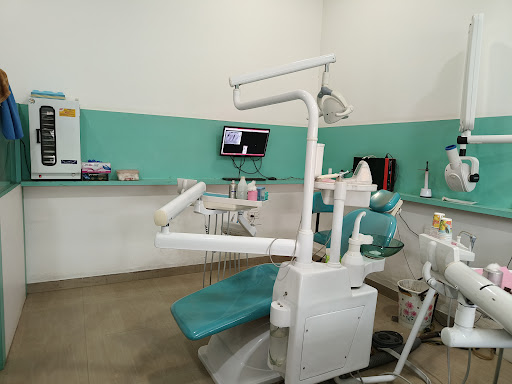 Ashirwad Dental Hospital | Best Dentist In Sikar | Best Dental Clinic In Sikar | Dental Implant | Root Canal Treatment
