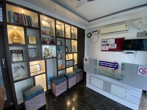 KANHA DENT CARE | Dental Implant | RCT and Braces | Orthodontics Clinic