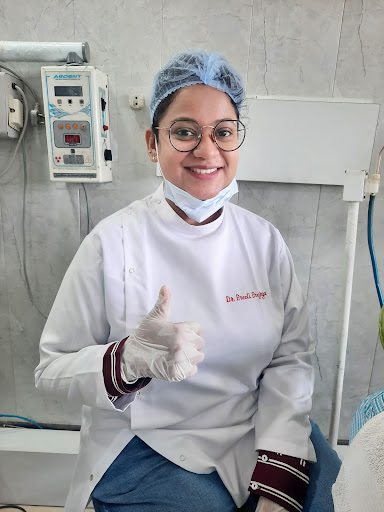 QUEEN'S DENTAL CLINIC