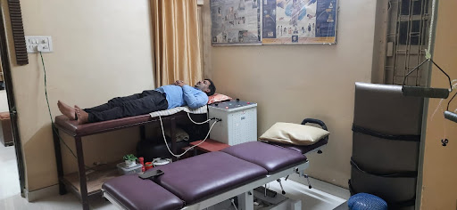 Rishabh Best Dental and Physiotherapy Clinic