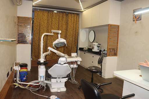 Kamaldeep Dental Clinic || Best Dental Clinic In Bharuch | Best Dentist In zadeshwar Bharuch | Good Dental & Implants Centre