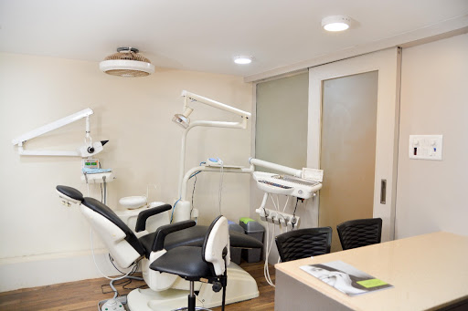 STUDIO32 Dental Clinic - Best Dentist, Orthodontist in Agassaim for Braces, Implants, Aligners, Dentures, & More