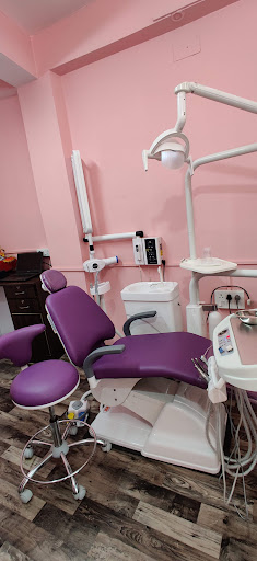Shri Radhe Dental Clinic| Dr. Richa Gupta