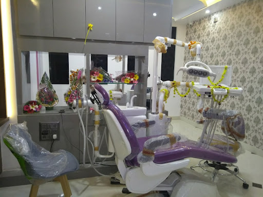 Samant dental care